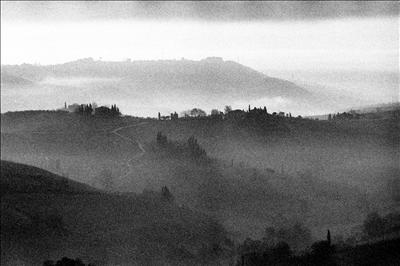 Early morning mists around San Gimignano 4